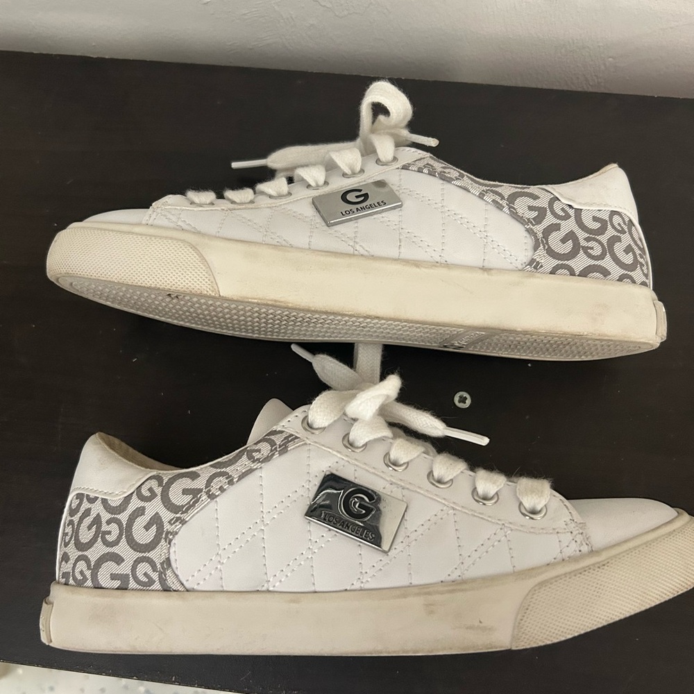Woman shoe